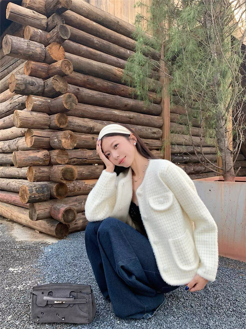 Milk Channe Knitted Pockets Cardigan