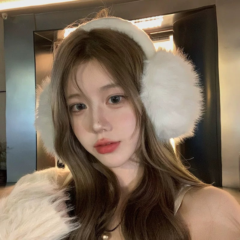 Furry Earmuffs (White)