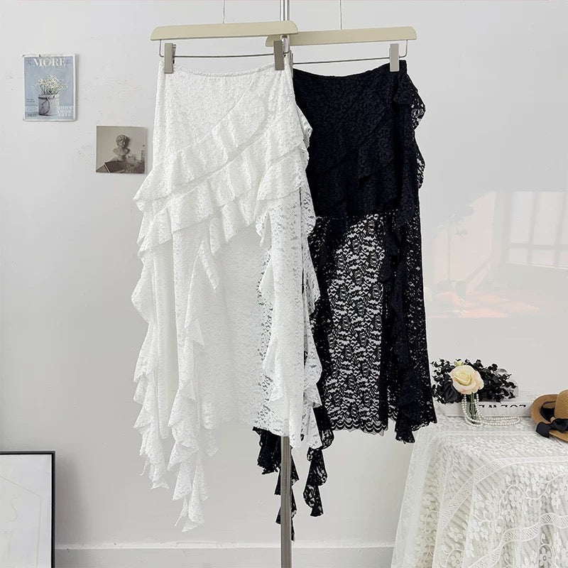 Unequal Lacey Slim Fit Skirt