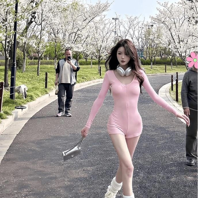 Soft Pink Round Collar Long Sleeve Romper (XS)
