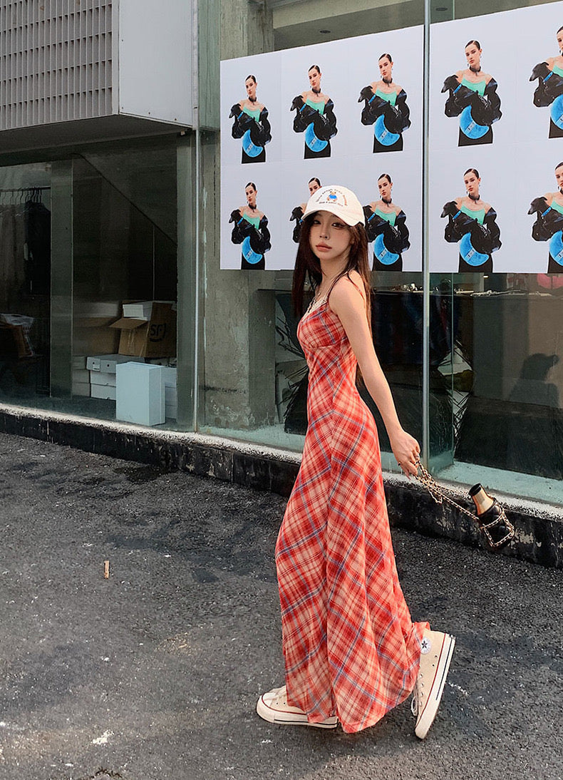 Red Grid Long Dress (XL)