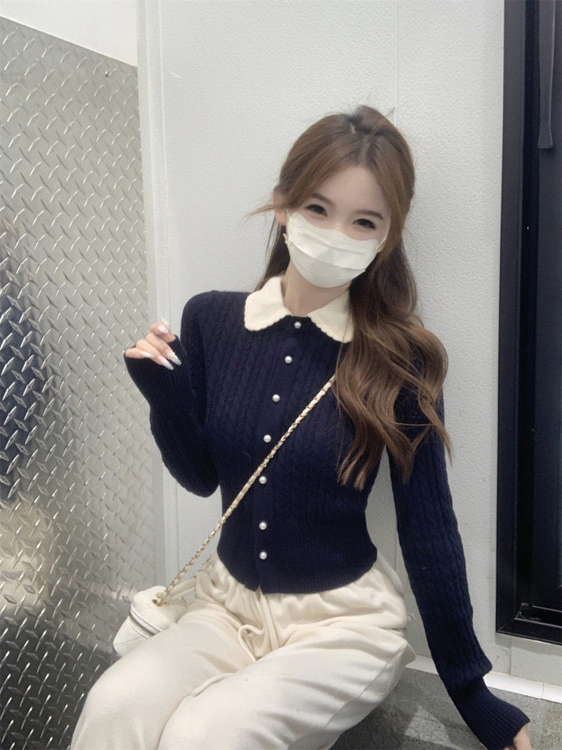 Beige Collar Knitted Long Sleeve Top