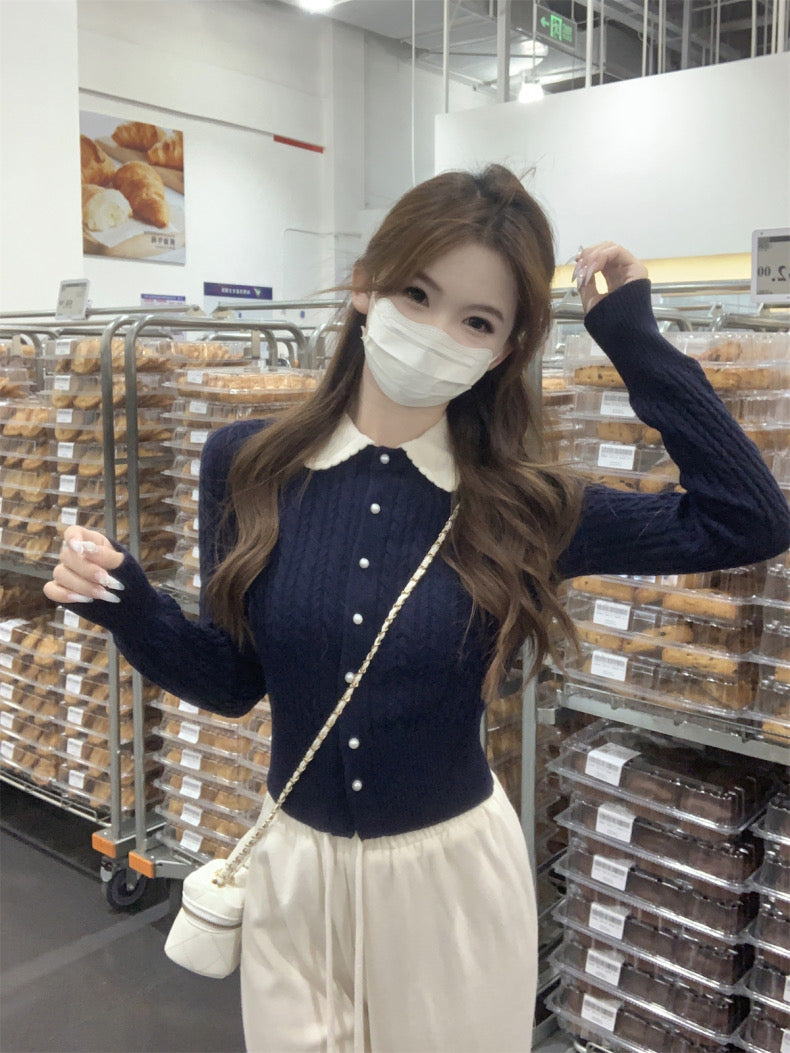 Beige Collar Knitted Long Sleeve Top