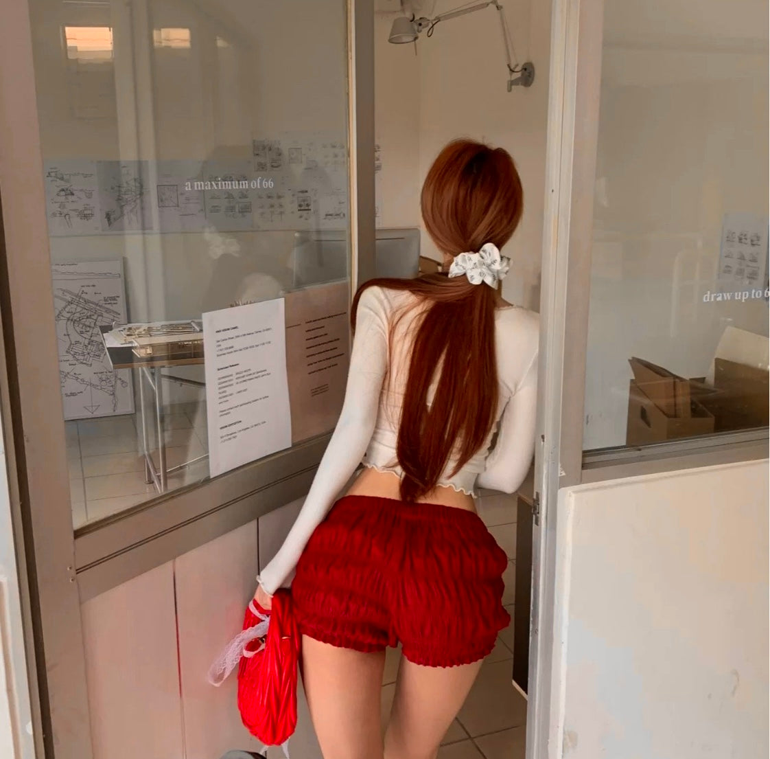 Red Low Waist Thin Puff Latern Short
