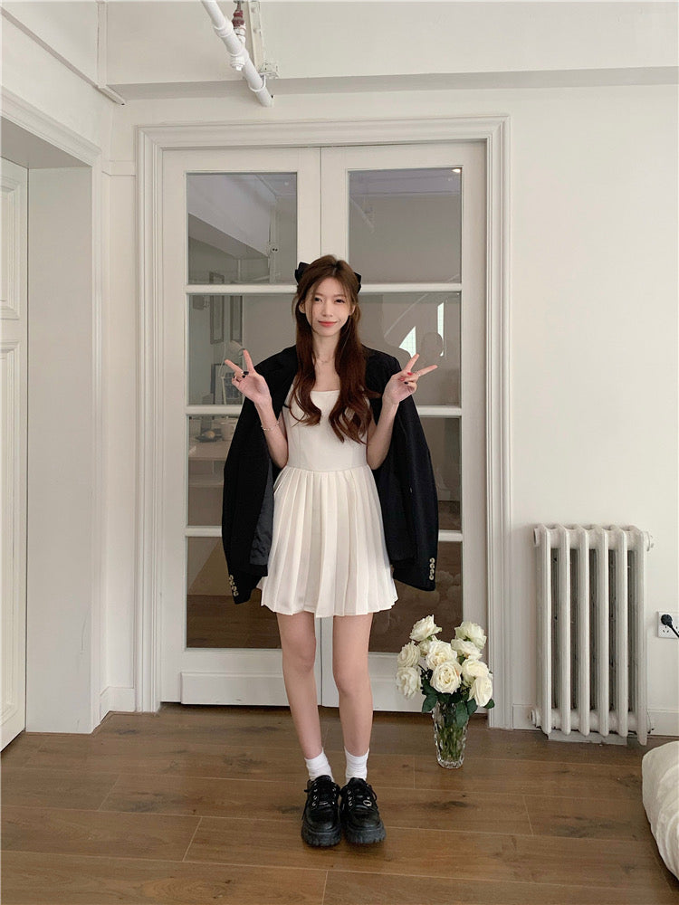 Anna Creamy Pleated Dress