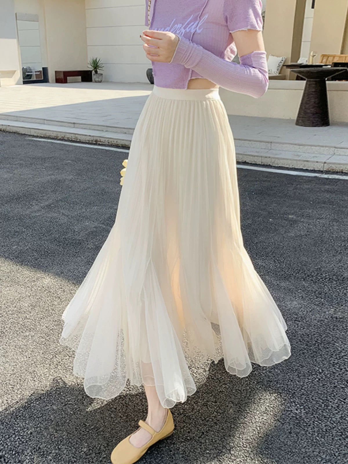 Beige Pleated Mesh Long Skirt (S)