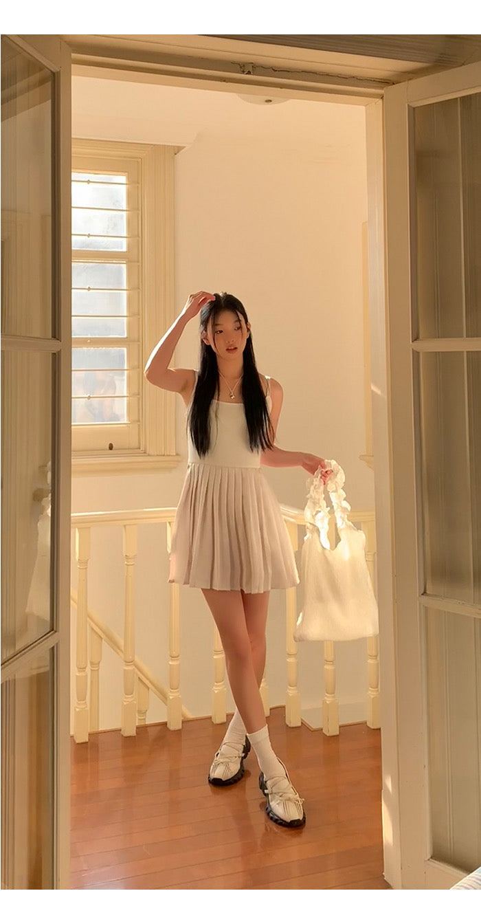 Anna Creamy Pleated Dress