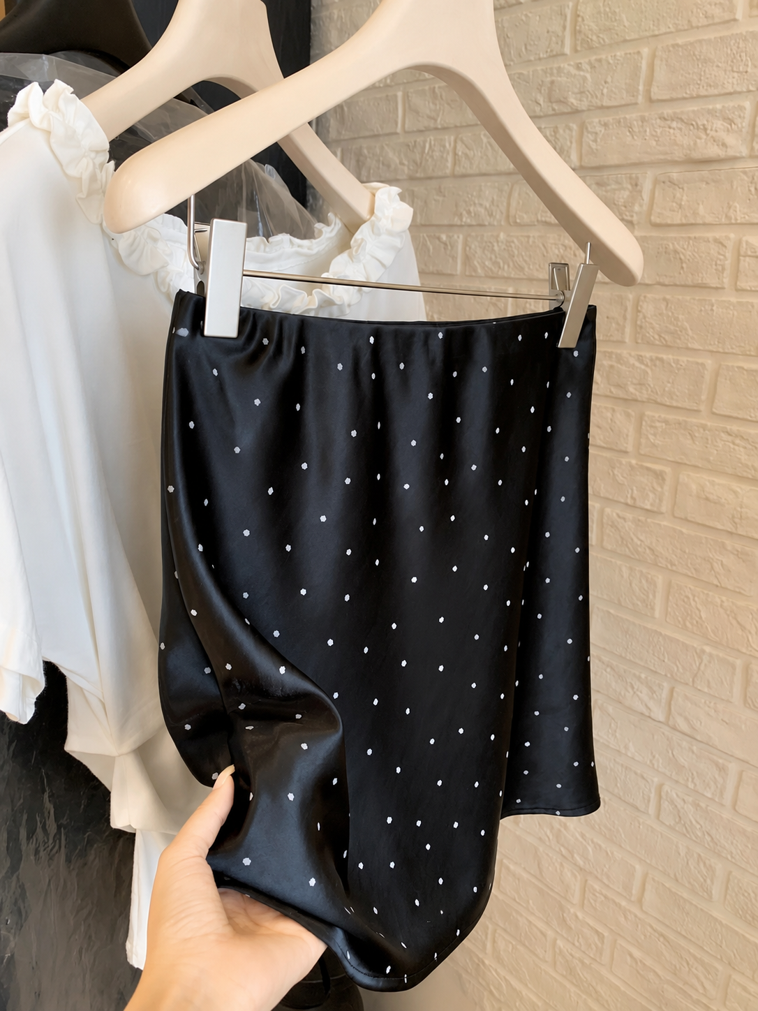 Middle Low Waist Polka Dot Satin Skirt SK38