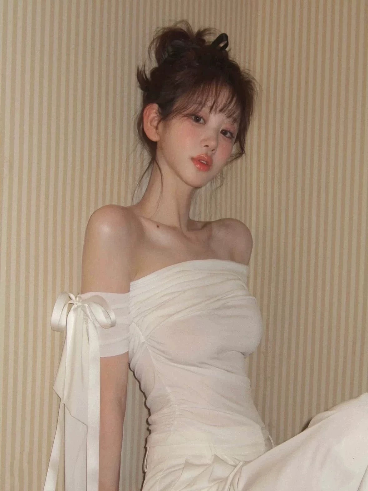 White Side Off Shoulder Sleeve Top