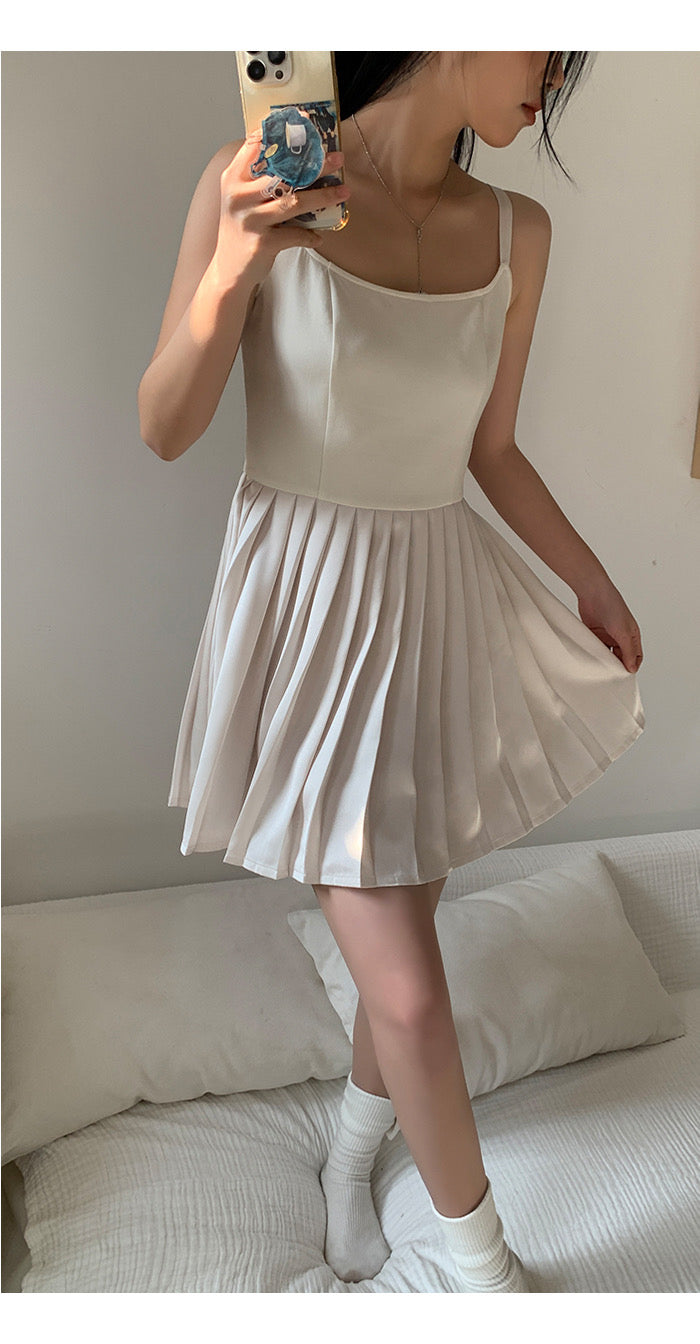 Anna Creamy Pleated Dress