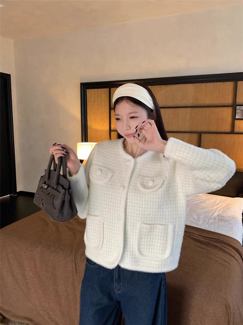 Milk Channe Knitted Pockets Cardigan