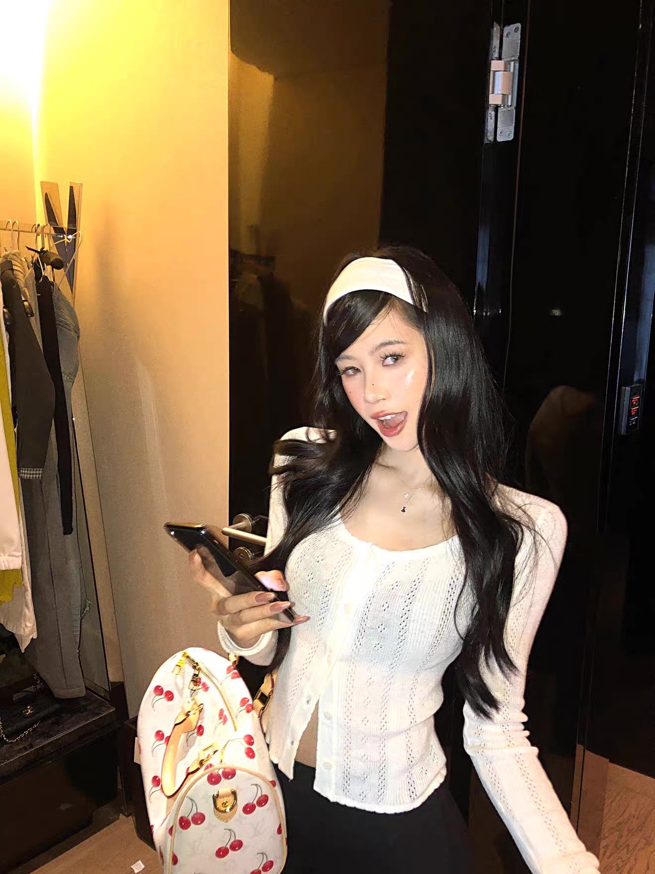 C012 Knitted Cardigan (White)