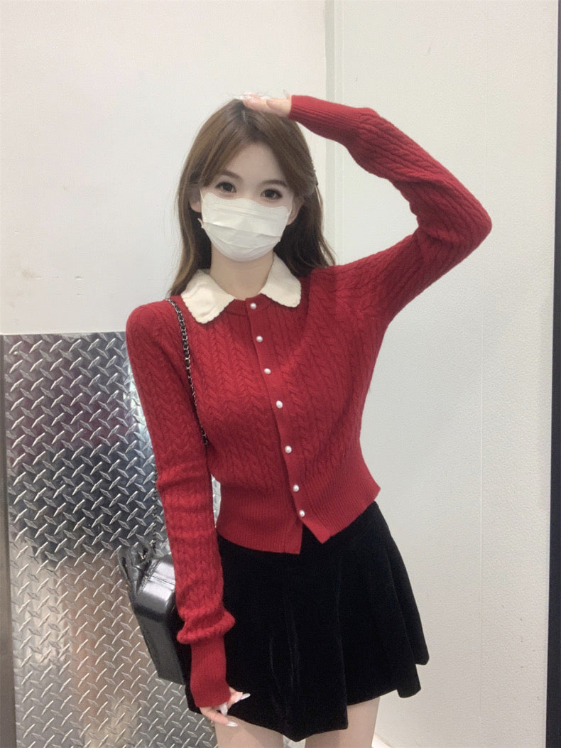 Beige Collar Knitted Long Sleeve Top