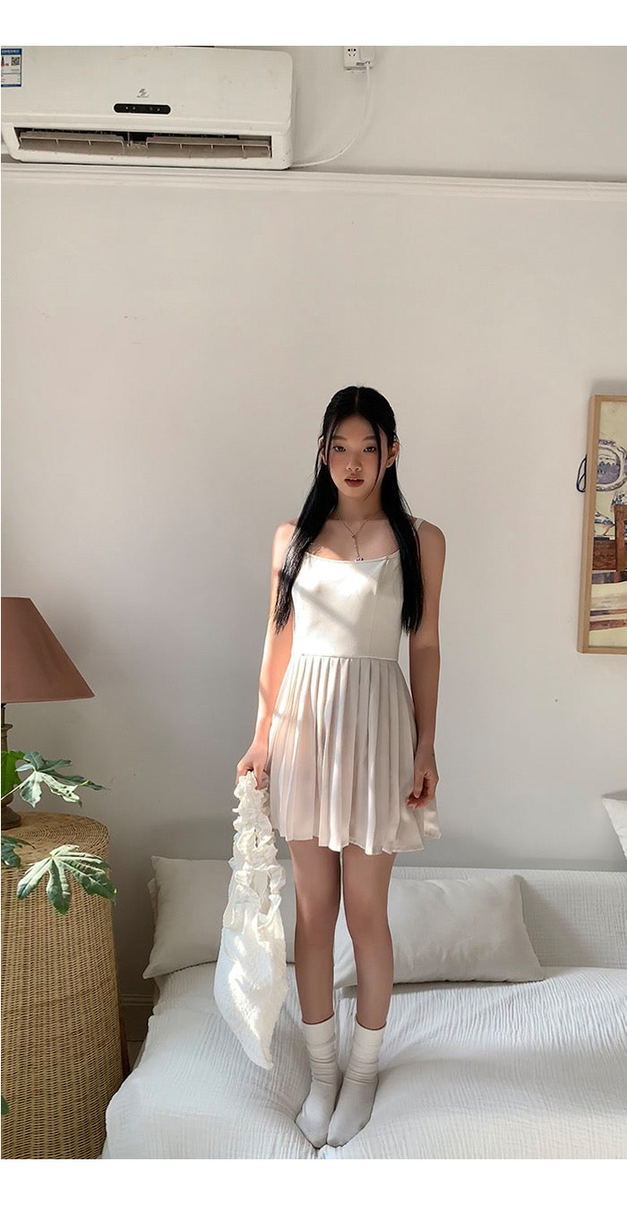 Anna Creamy Pleated Dress