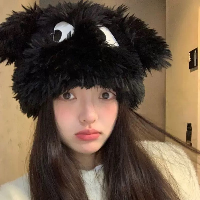 H07 Big Eyes Furry Hat