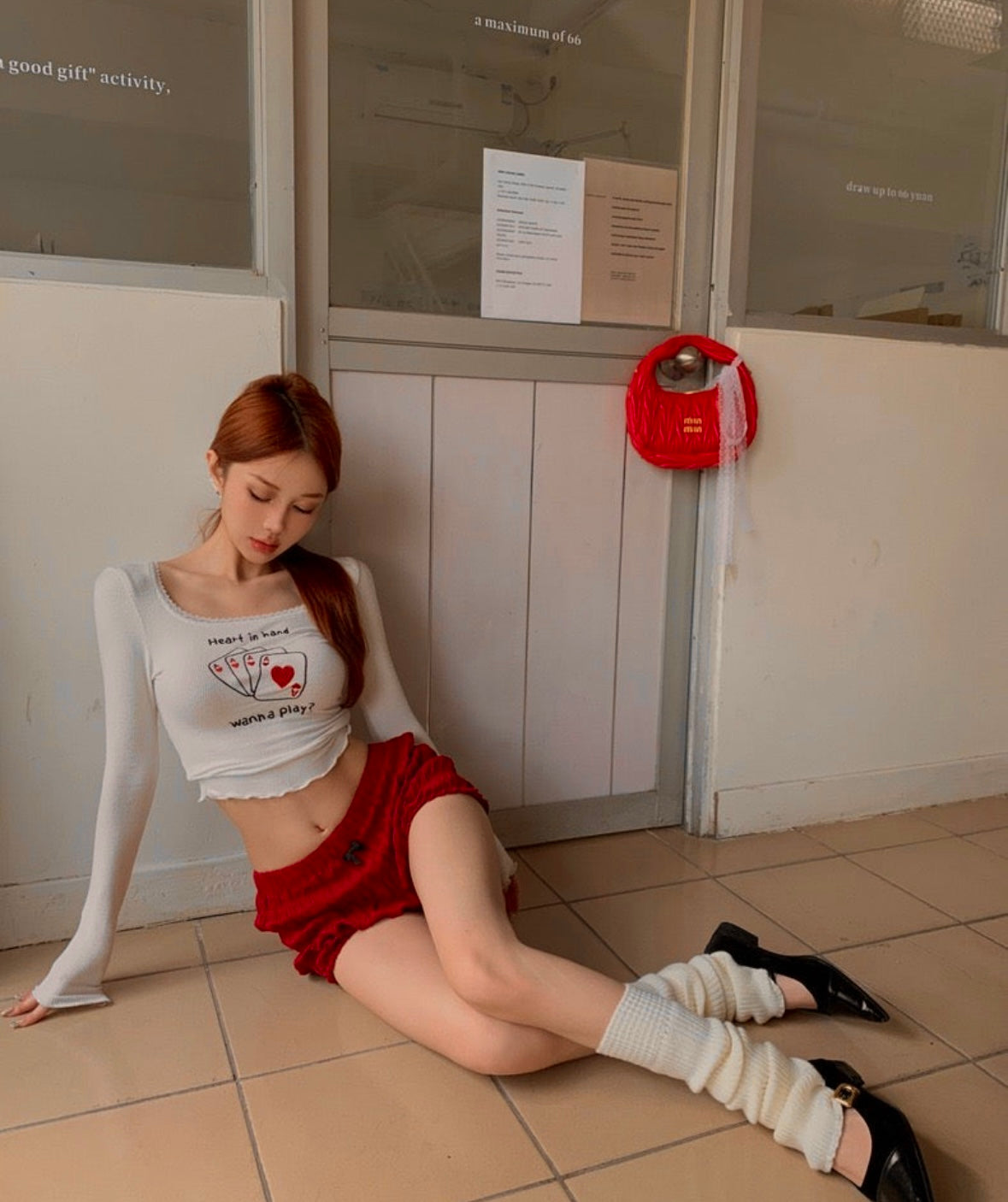 Red Low Waist Thin Puff Latern Short