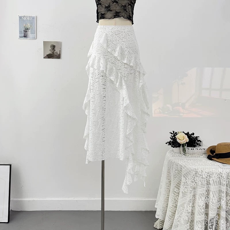 Unequal Lacey Slim Fit Skirt