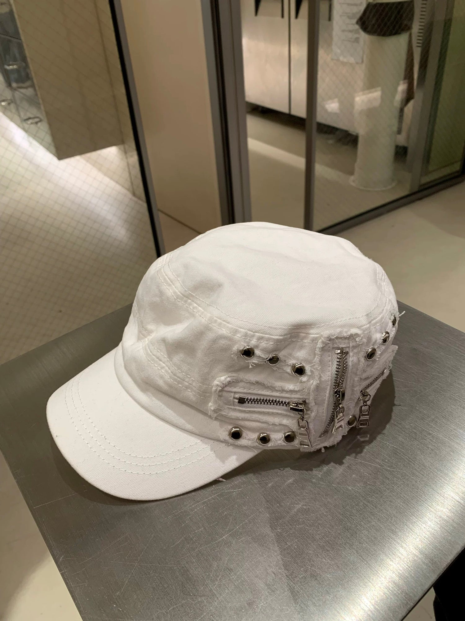 H36 Punk Zips Hat (White, Grey)