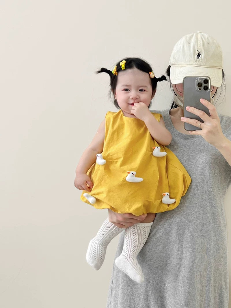 Little Girl Cute Duck Mustard Dress (90,100)
