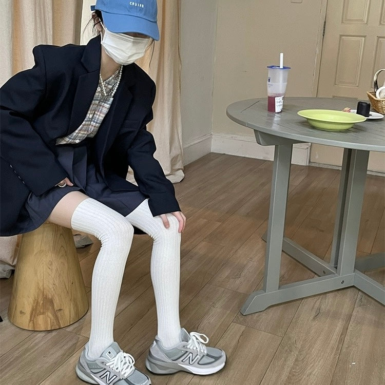 S001 Basic Long Socks