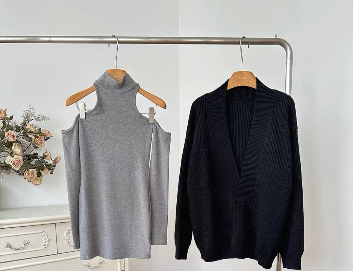 V Collar Black Grey Two Pieces Knitted Top