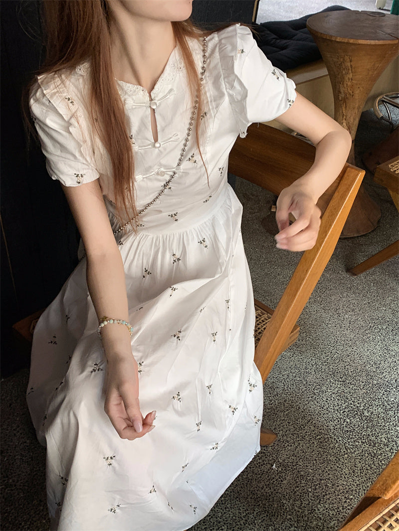 Traditional Collar White long dress (M)