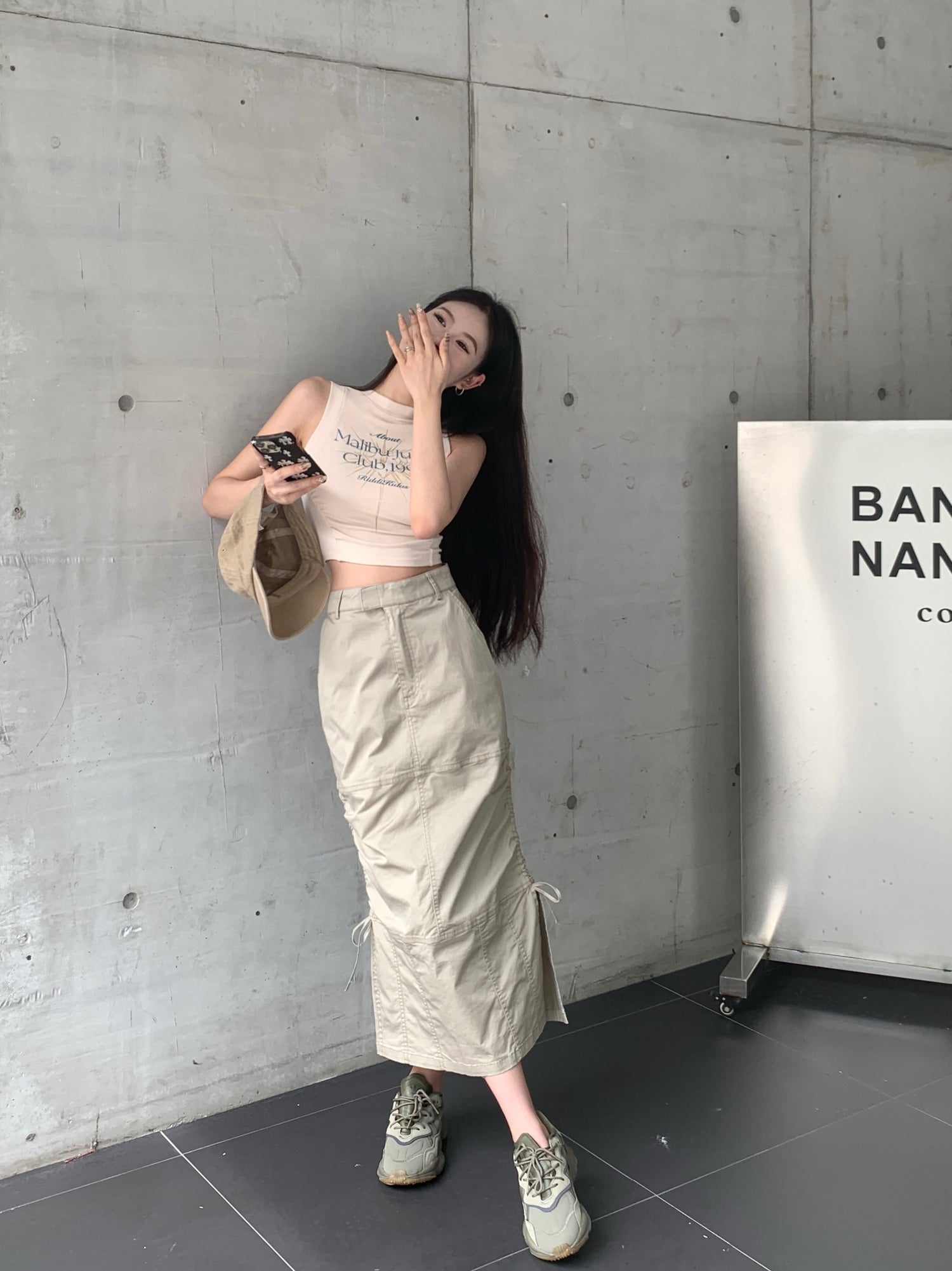 Middle Waist Cargo Long Skirt (S)