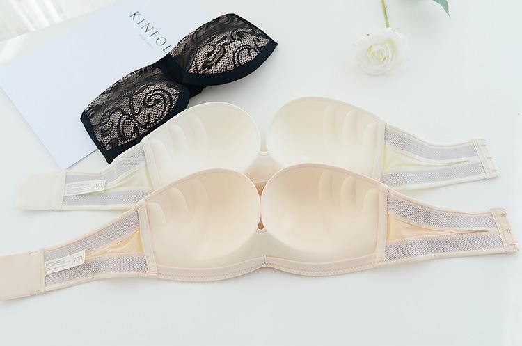 A010 Off Shoulder Bra - Hearts & Kisses