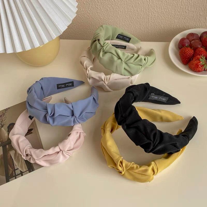 A45 Hairband - Hearts & Kisses Fashion Boutique - HNK Online Fashion Malaysia - Buy Dress Online. Shop Dress, Tops, Pants, Rompers, Sportswear & more. We Ship To Malaysia & Singapore.