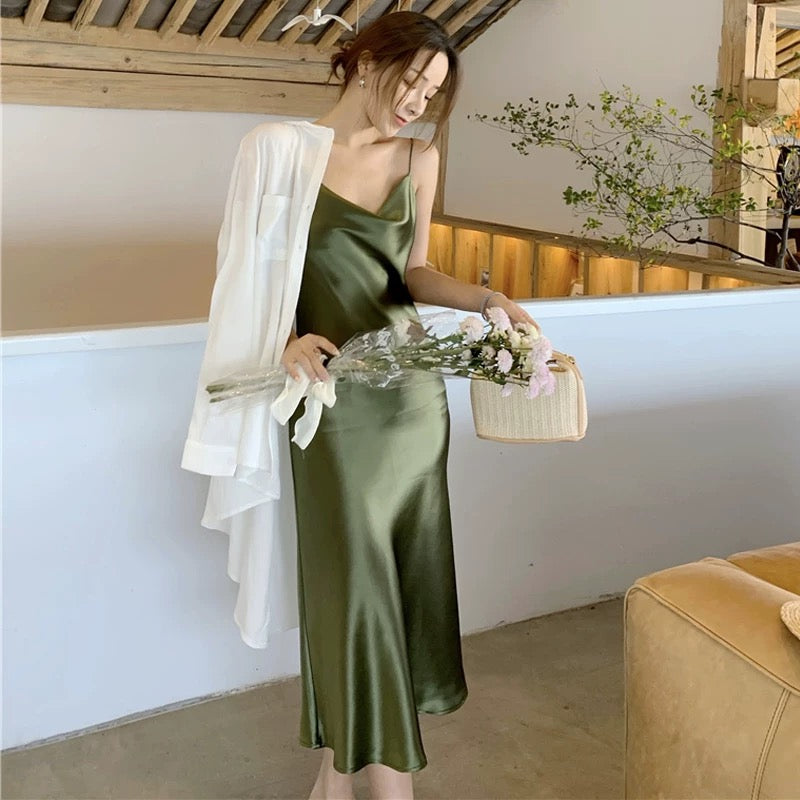 Kessy Satin Dress (Black-XS, Red-M, Champagne- L)