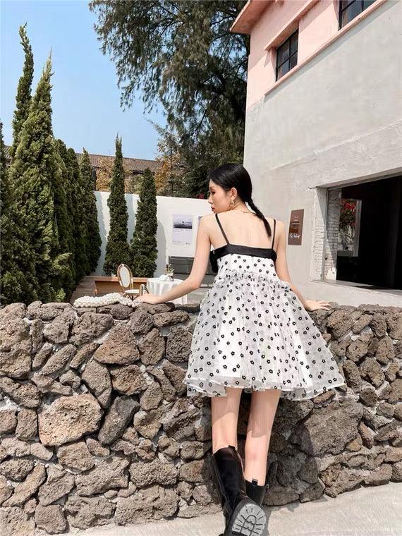 Laura Tube Dress - Hearts & Kisses Fashion Boutique - Online Fashion Malaysia - Dress, Tops, Pants, Rompers, Sportswear & more. We Ship To Malaysia & Singapore