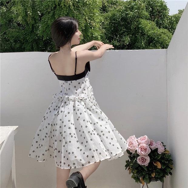 Laura Tube Dress - Hearts & Kisses Fashion Boutique - Online Fashion Malaysia - Dress, Tops, Pants, Rompers, Sportswear & more. We Ship To Malaysia & Singapore