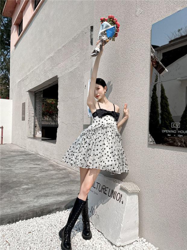 Laura Tube Dress - Hearts & Kisses Fashion Boutique - Online Fashion Malaysia - Dress, Tops, Pants, Rompers, Sportswear & more. We Ship To Malaysia & Singapore
