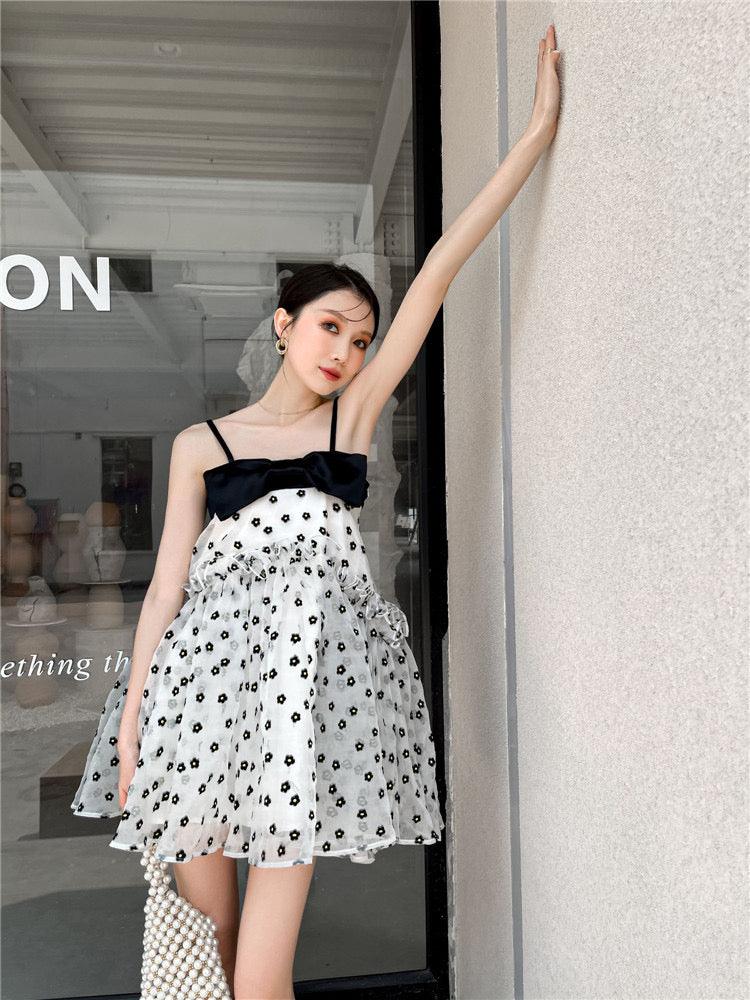 Laura Tube Dress - Hearts & Kisses Fashion Boutique - Online Fashion Malaysia - Dress, Tops, Pants, Rompers, Sportswear & more. We Ship To Malaysia & Singapore