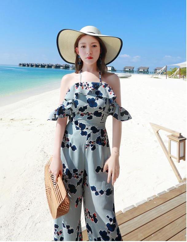 M075 Gisel Beach Premium Jumpsuit - Hearts & Kisses - Hearts & Kisses Online Fashion Boutique. Shop for dress, skirt, korean romper, crop top, two piece set, dinner dress online, ready stock.