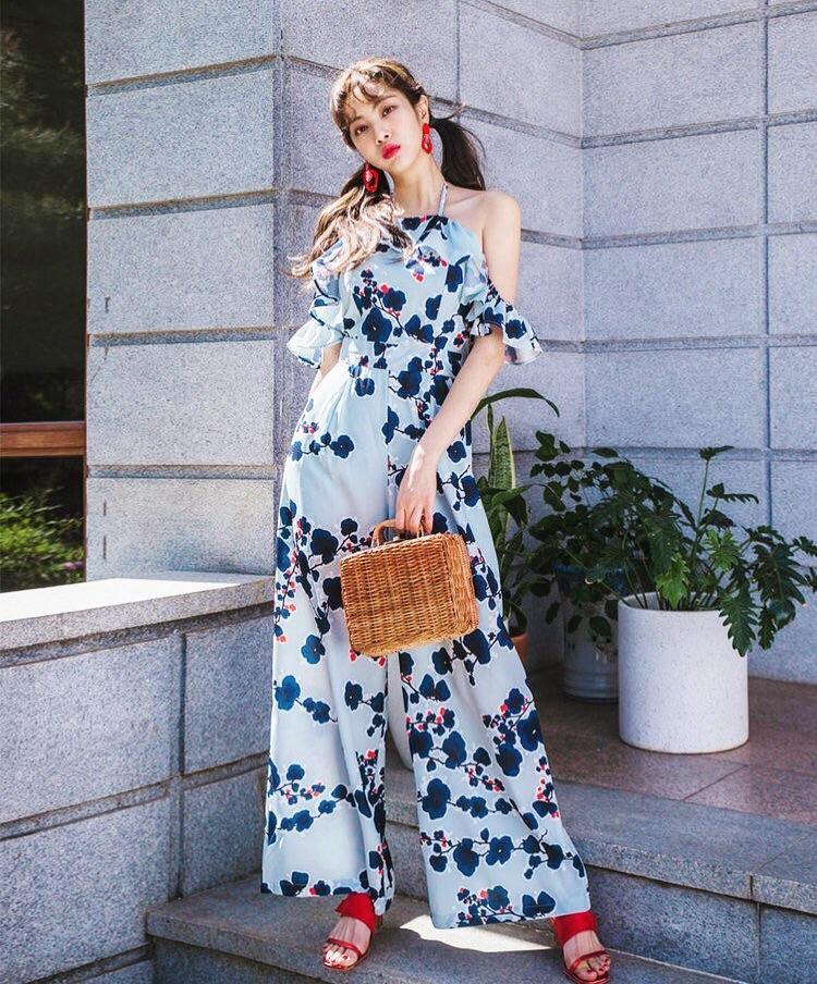 M075 Gisel Beach Premium Jumpsuit - Hearts & Kisses - Hearts & Kisses Online Fashion Boutique. Shop for dress, skirt, korean romper, crop top, two piece set, dinner dress online, ready stock.