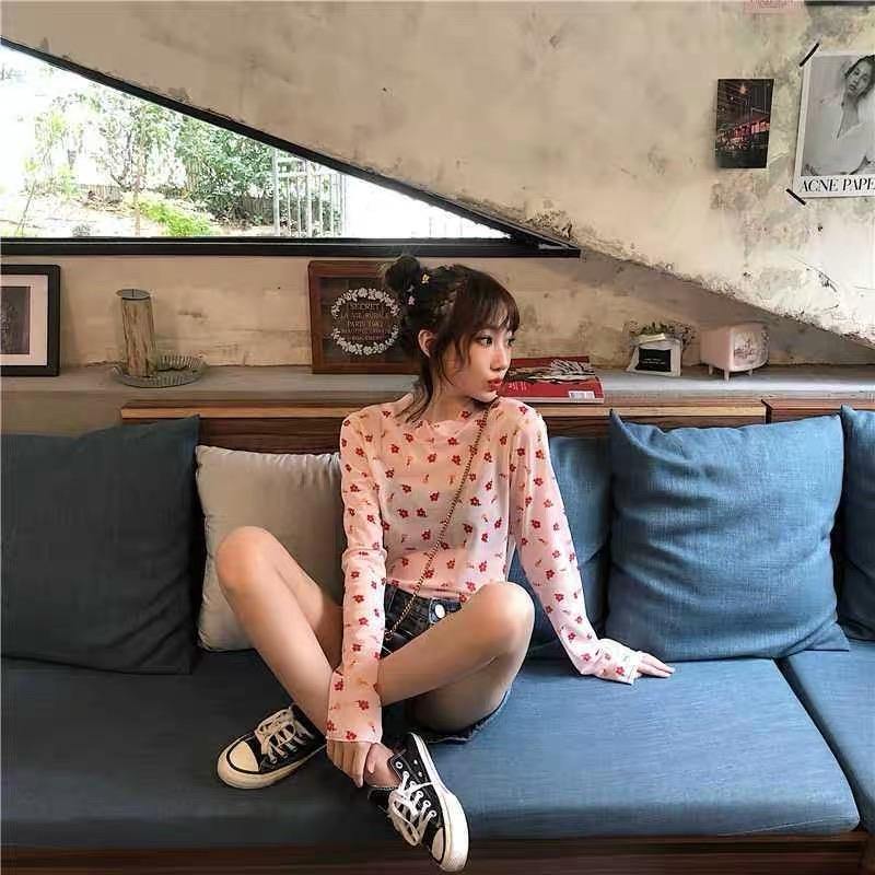 PD031 Floral Long Sleeve Mesh Top - Hearts & Kisses