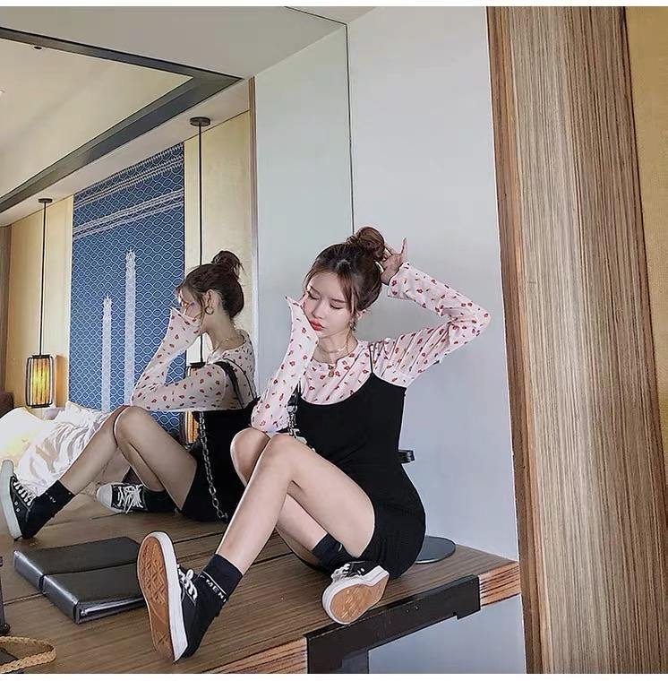 PD031 Floral Long Sleeve Mesh Top - Hearts & Kisses