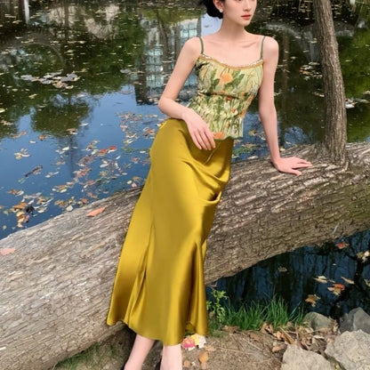 Green Cheongsam Top + Skirt Two Piece Set (XS)