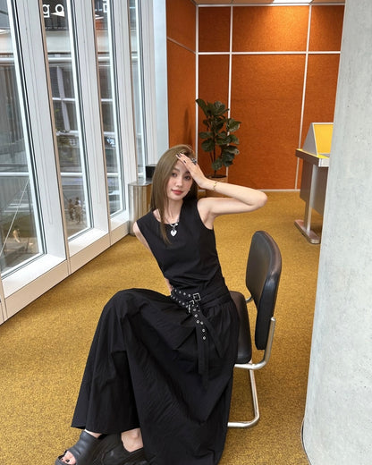 Sleeveless Black Long Dress