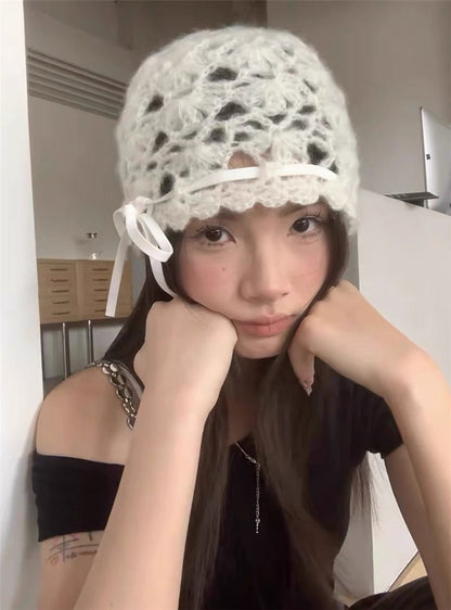 White Ribbon Knitted Embroidery Hat