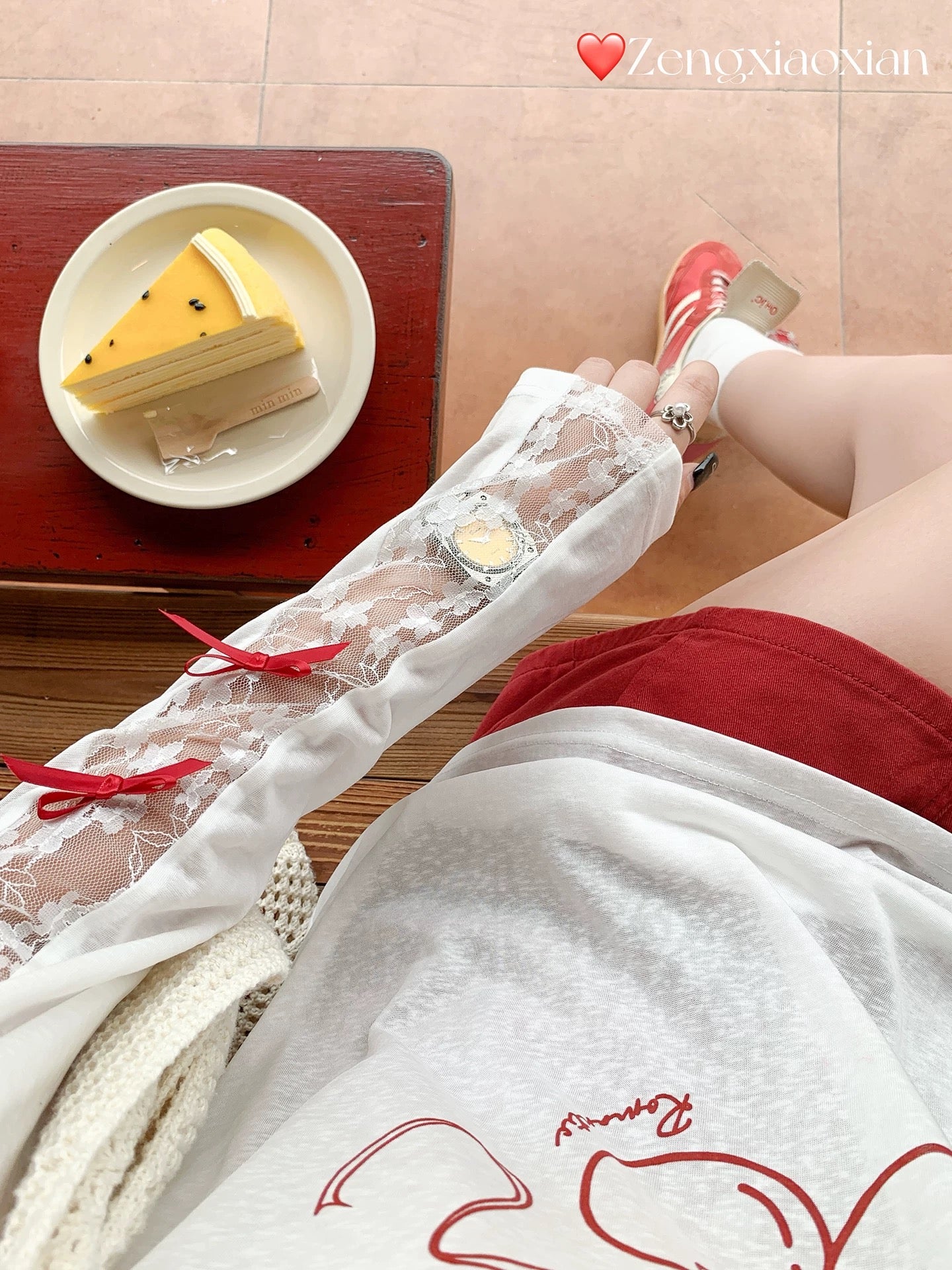 Red Ribbon White Long Sleeve Top