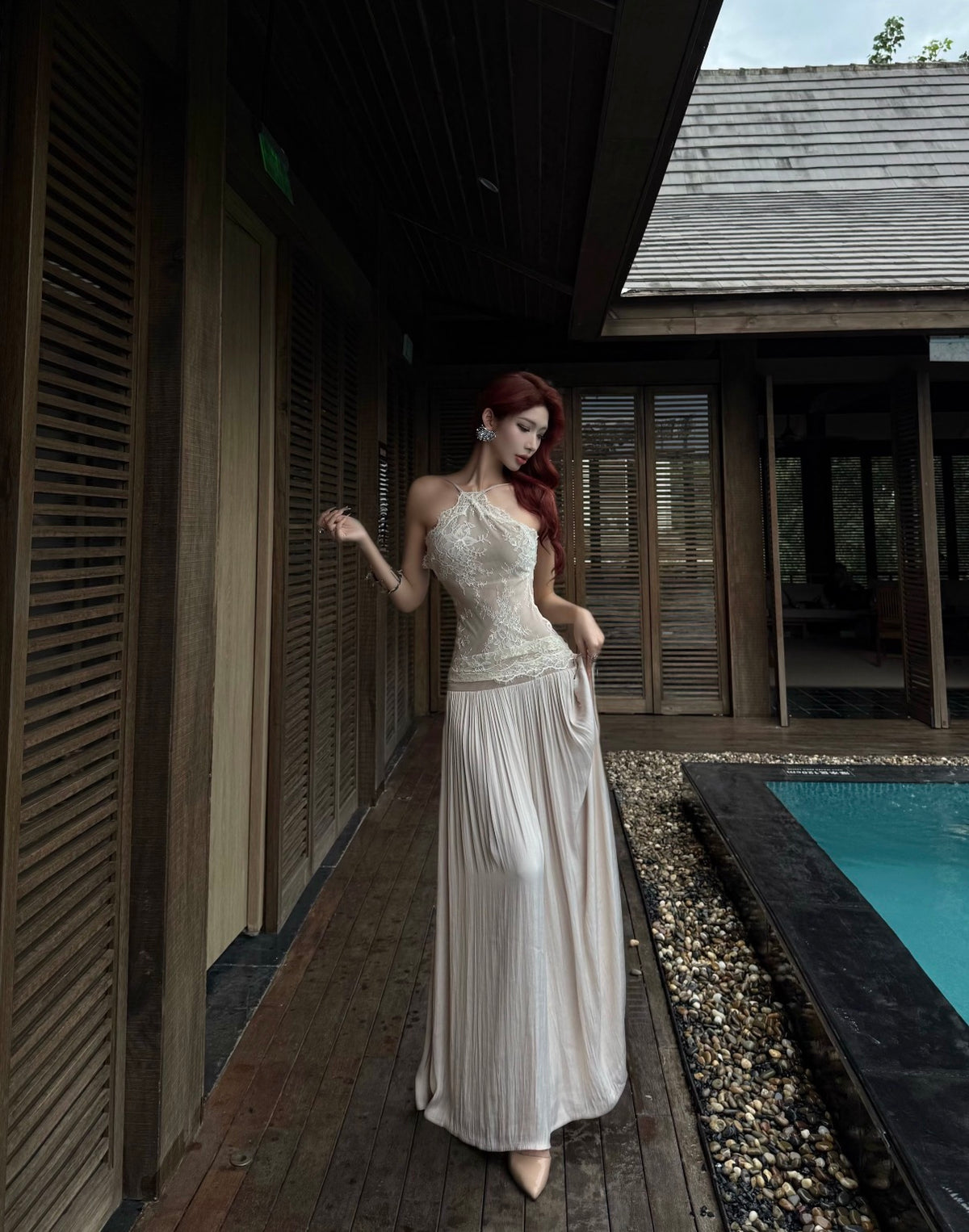 Beige Laces Dress (S)