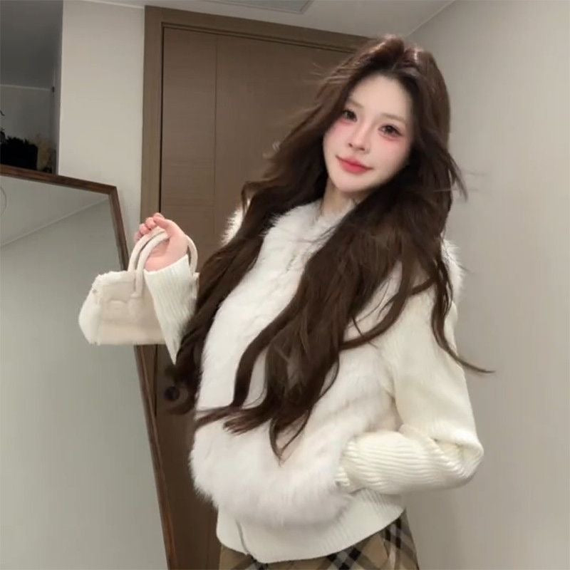 White Furry Cardigan Top 补货中