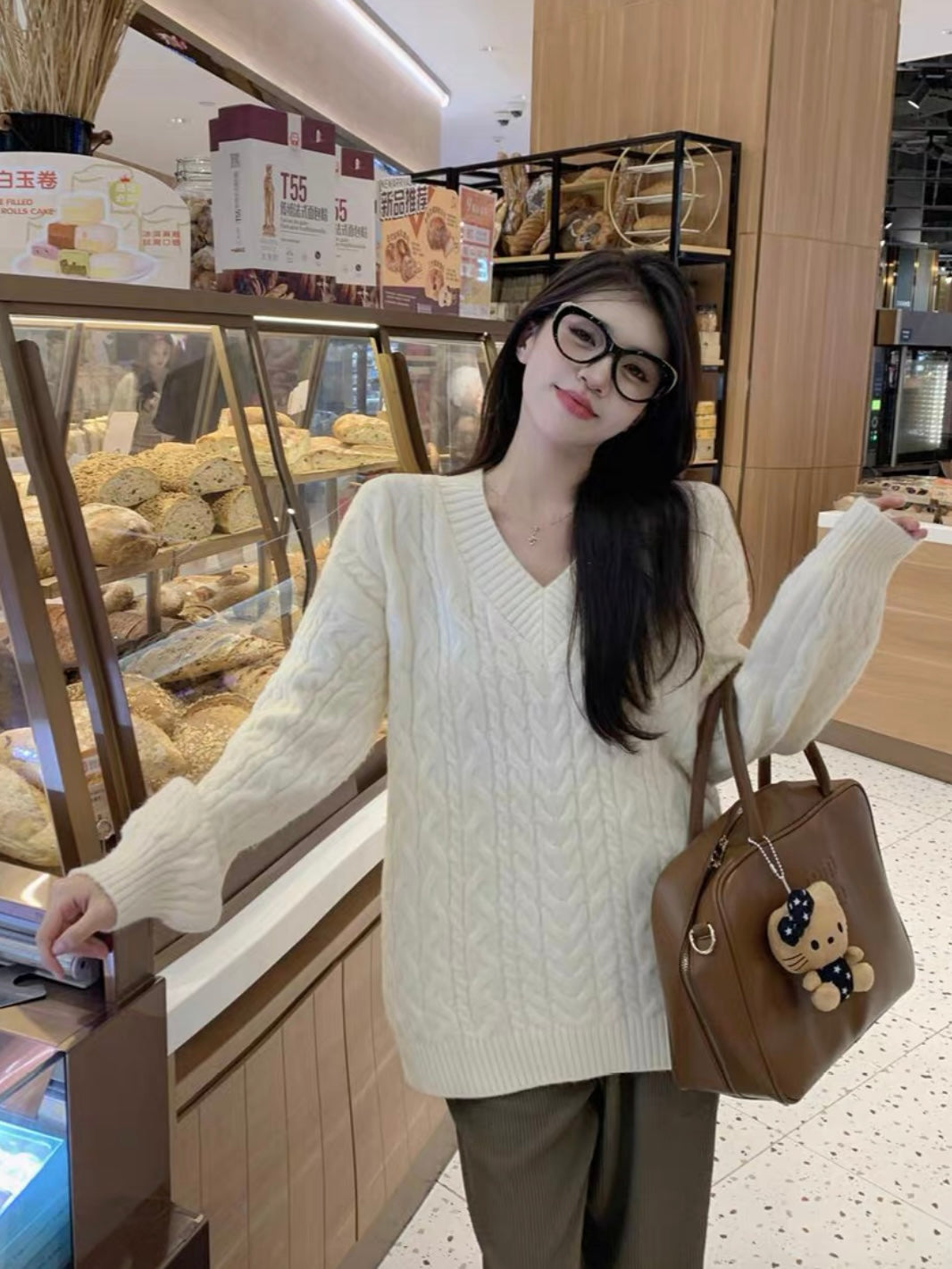 Beige V Collar Long Sleeve Knitted Top