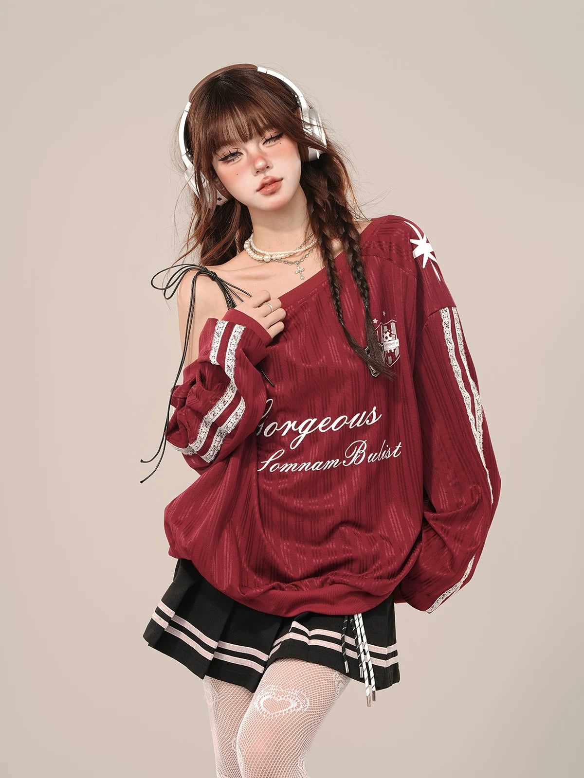 No23 Off Side Shoulder Long Sleeve Ball Tee Top