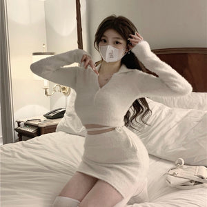V Collar Long Sleeve Crop Top + Mini Skirt Two Pieces Set (White)y