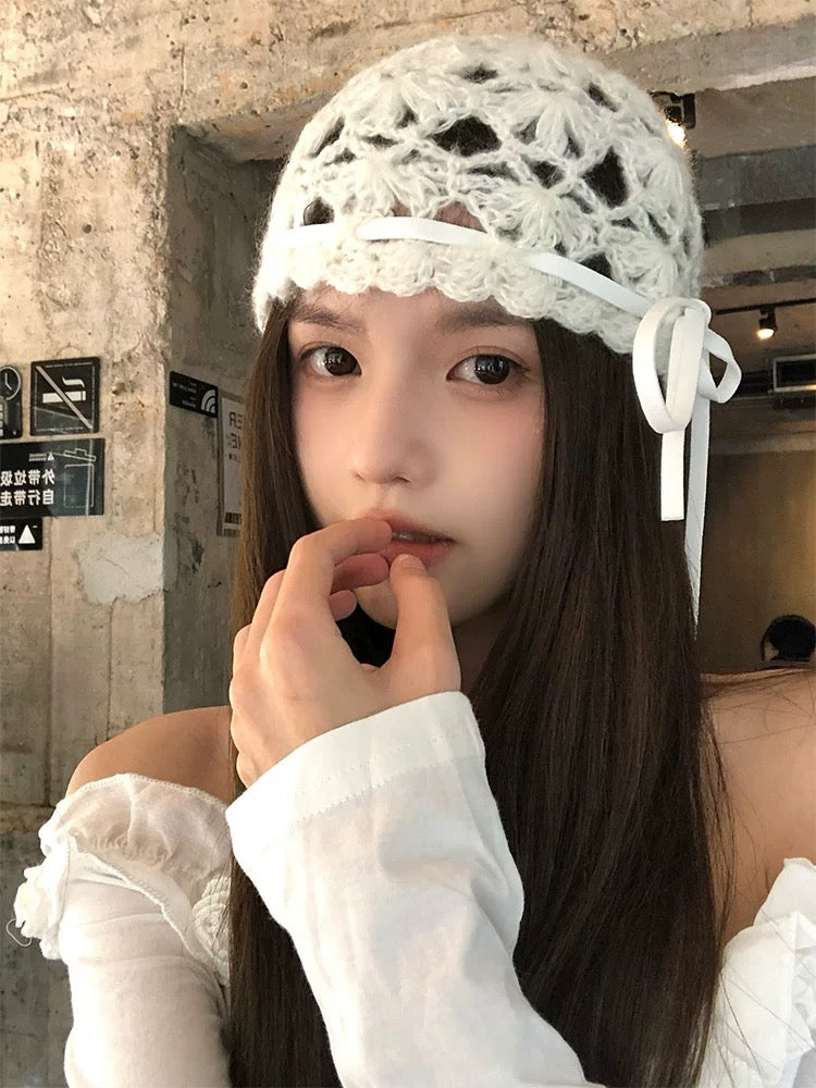 White Ribbon Knitted Embroidery Hat