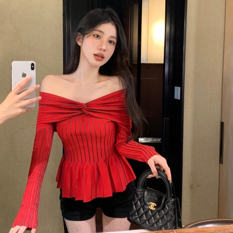 Off Shoulder Knitted Pleated Top