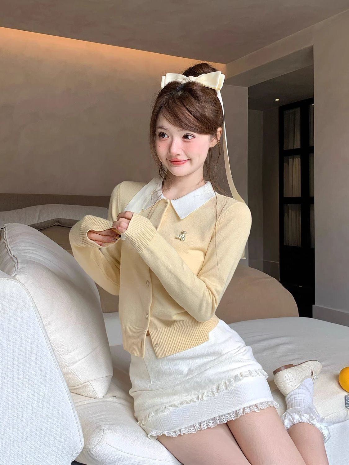 White Collar Yellow Long Sleeve Knitted Top